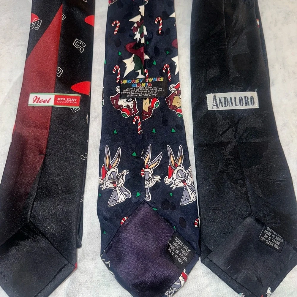 Holiday Cartoon Character Tie Set